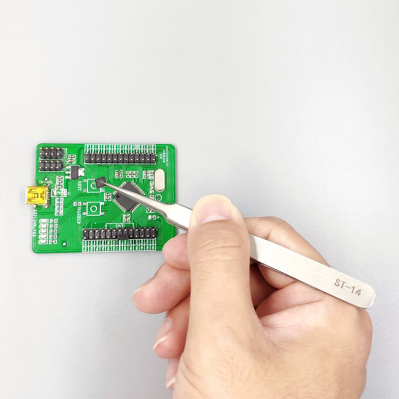 Tweezers cruach dhosmálta